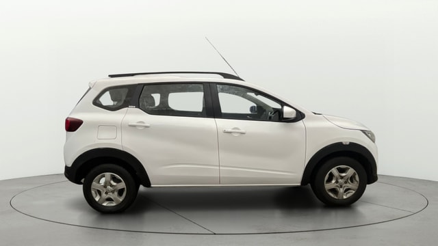 View Renault Triber Image 28 Used Renault Triber Image 28