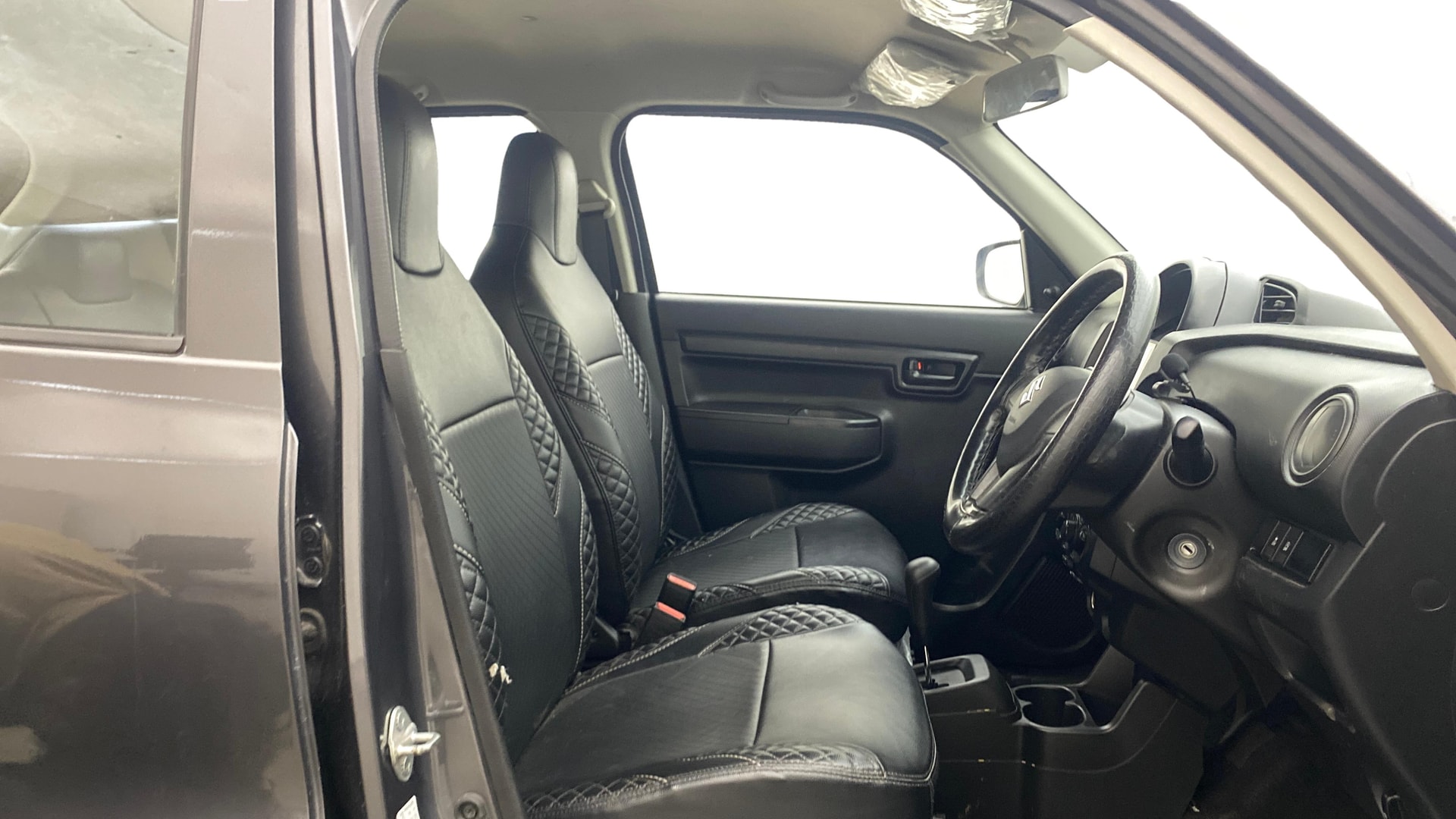 View 2024 Maruti Suzuki 1000 Base Variant Image 26 Used 2024 Maruti Suzuki 1000 Base Variant Image 26