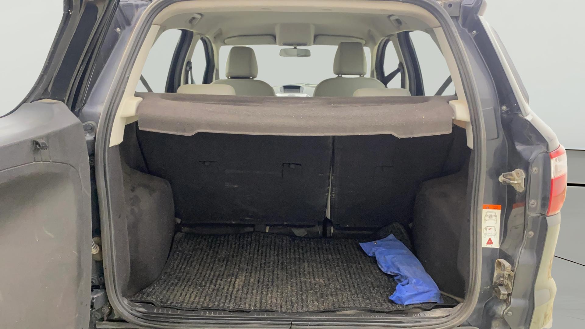 View 2016 Ford EcoSport 1.5 TDCi Diesel Ambiente BS IV Image 36 Used 2016 Ford EcoSport 1.5 TDCi Diesel Ambiente BS IV Image 36