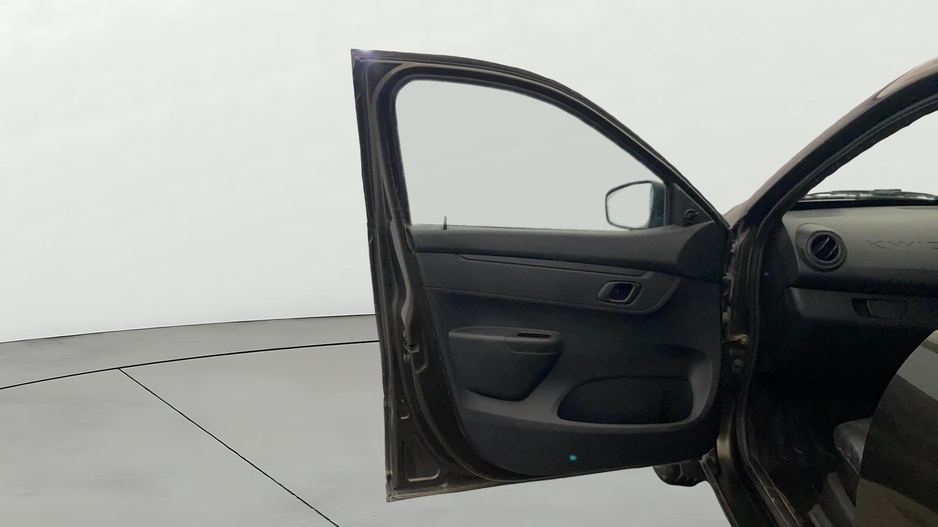 View 2021 Renault Kwid RXL Image 31 Used 2021 Renault Kwid RXL Image 31