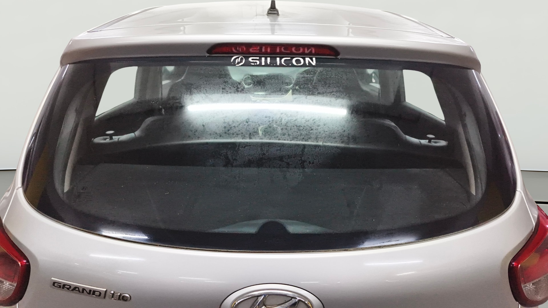 View 2018 Hyundai Grand i10 Magna 1.2 Kappa VTVT Image 5 Used 2018 Hyundai Grand i10 Magna 1.2 Kappa VTVT Image 5