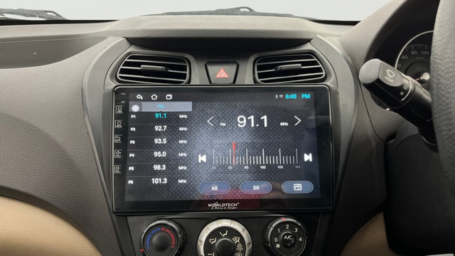 View Hyundai EON Image 17 Used Hyundai EON Image 17