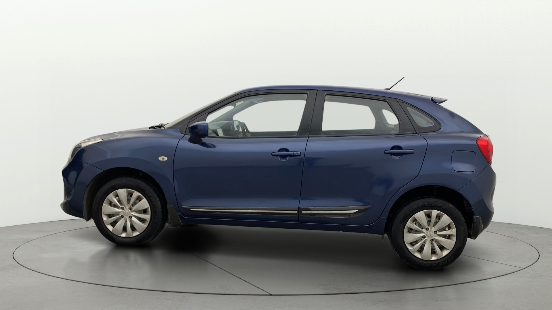 View 2020 Maruti Suzuki 1000 Base Variant Image 5 Used 2020 Maruti Suzuki 1000 Base Variant Image 5