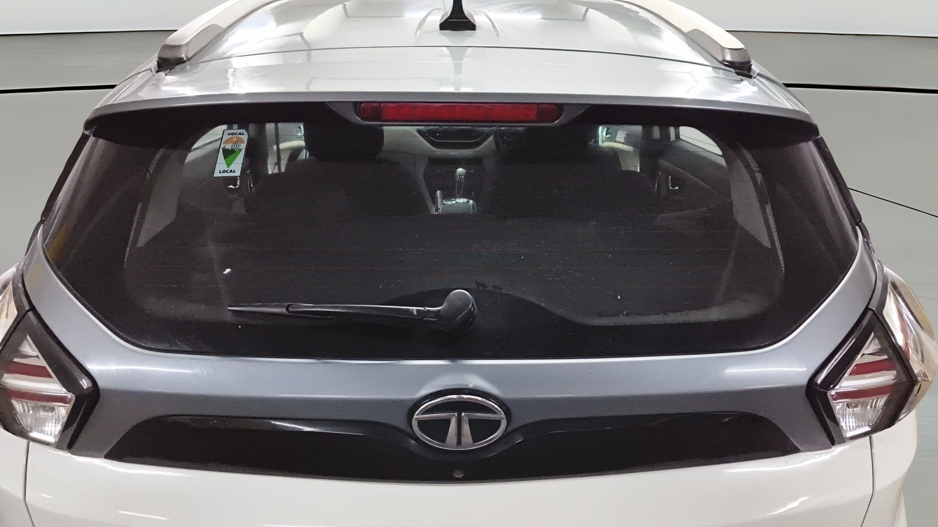 View 2021 Tata Nexon Revotron XE Image 4 Used 2021 Tata Nexon Revotron XE Image 4