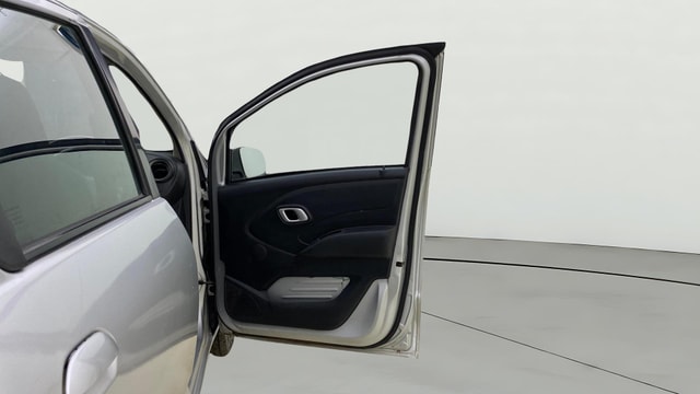 View Datsun Redi GO Image 43 Used Datsun Redi GO Image 43