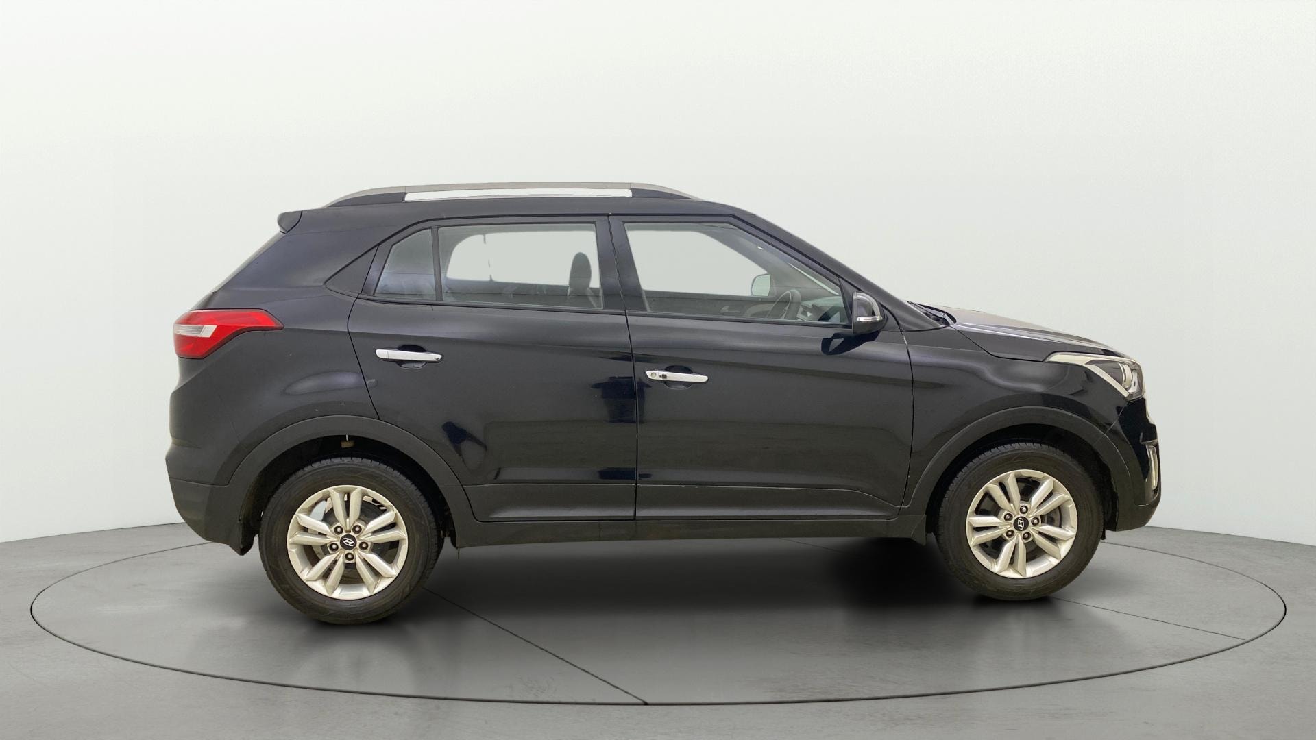 View 2016 Hyundai Creta 1.6 SX Plus Petrol Image 8 Used 2016 Hyundai Creta 1.6 SX Plus Petrol Image 8