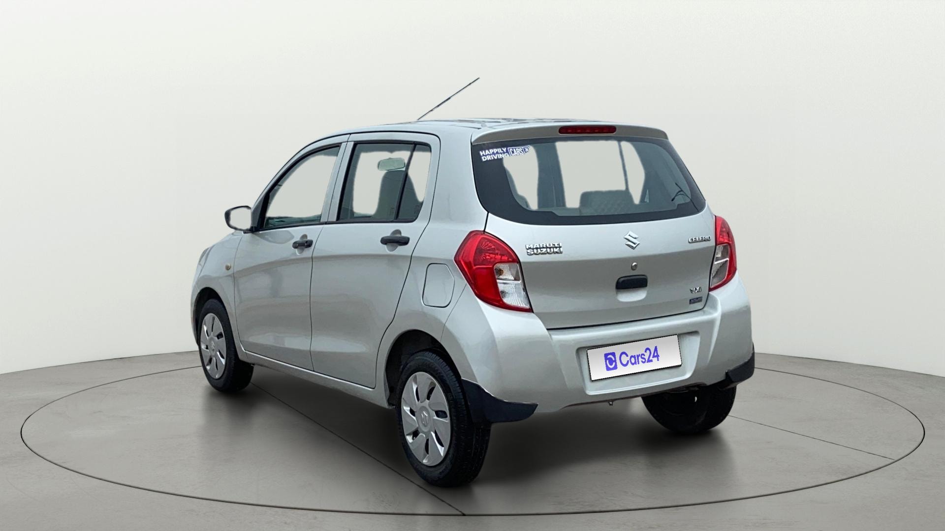 View 2016 Maruti Suzuki 1000 Base Variant Image 2 Used 2016 Maruti Suzuki 1000 Base Variant Image 2