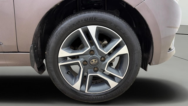 View Tata Tigor Image 39 Used Tata Tigor Image 39