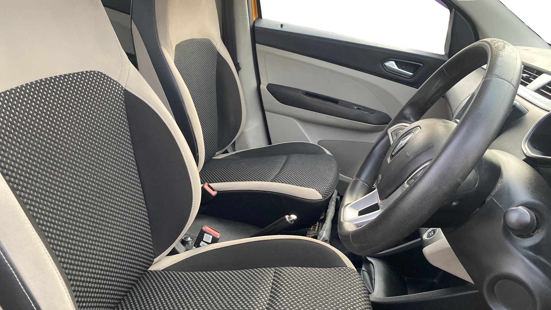 Used 2019 Renault Triber Used 2019 Renault Triber