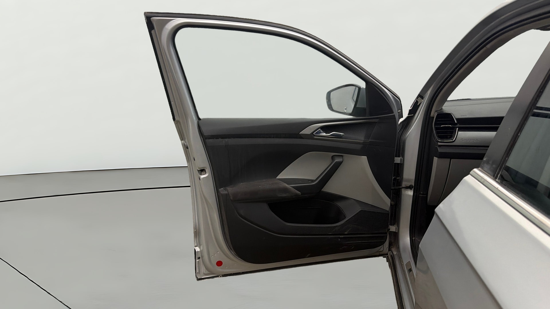 View 2022 Skoda Kushaq Ambition 1.0 TSI AT Image 32 Used 2022 Skoda Kushaq Ambition 1.0 TSI AT Image 32