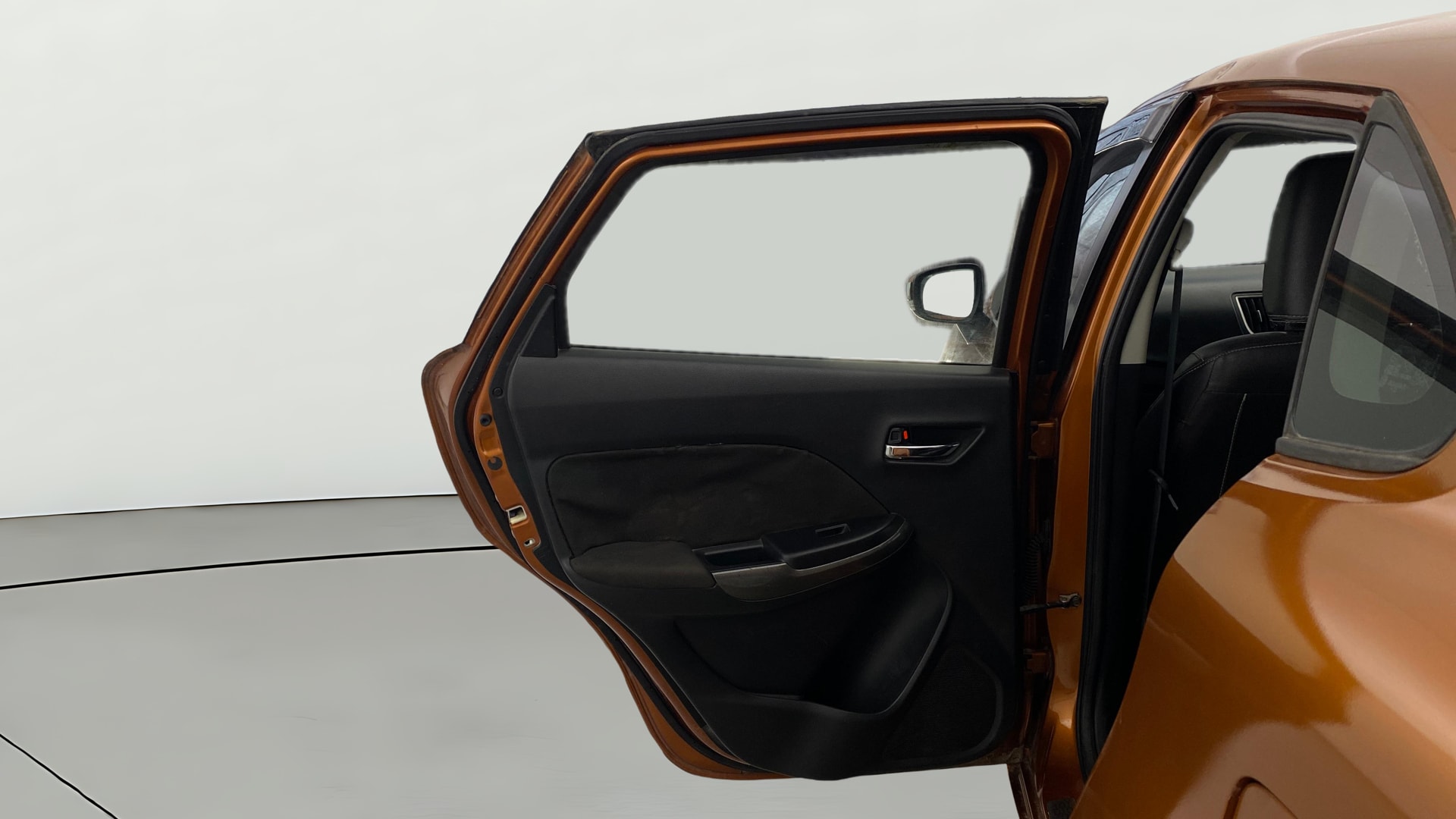 View 2017 Maruti Suzuki 1000 Base Variant Image 22 Used 2017 Maruti Suzuki 1000 Base Variant Image 22