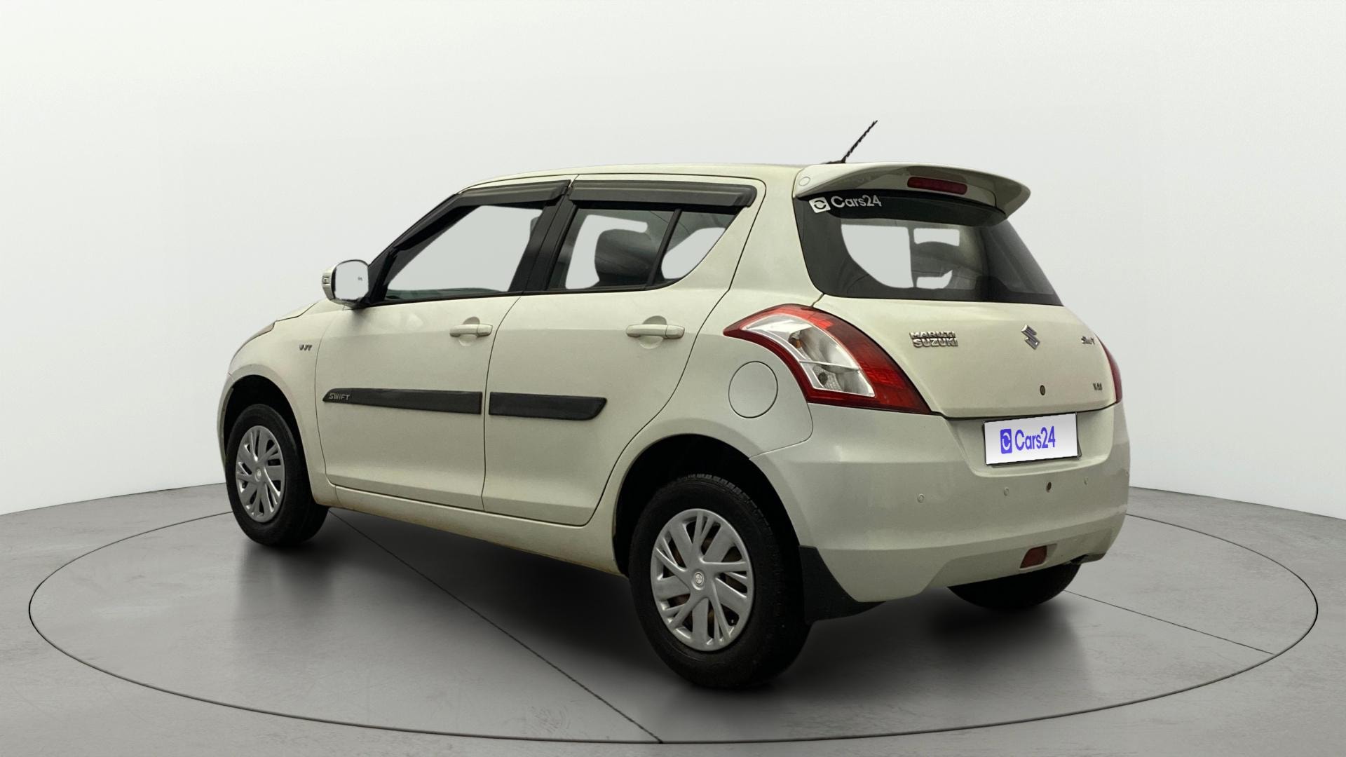 View 2016 Maruti Suzuki 1000 Base Variant Image 2 Used 2016 Maruti Suzuki 1000 Base Variant Image 2