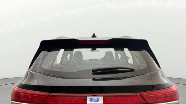 View MG Hector Plus Image 4 Used MG Hector Plus Image 4
