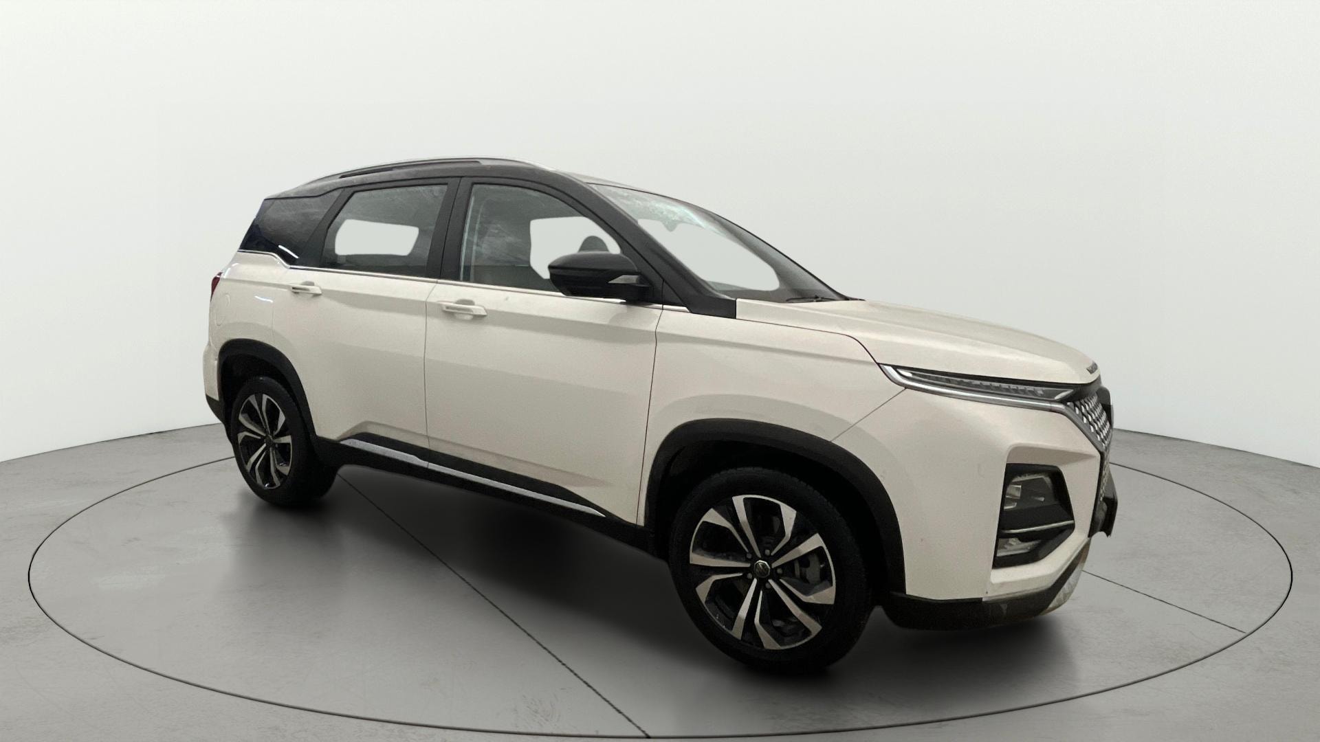 View 2023 MG Hector Sharp Pro CVT Petrol Dual Tone Image 39 Used 2023 MG Hector Sharp Pro CVT Petrol Dual Tone Image 39