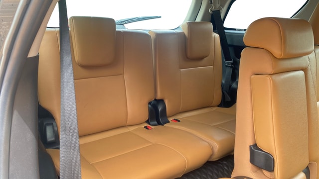 View Toyota Fortuner Image 14 Used Toyota Fortuner Image 14