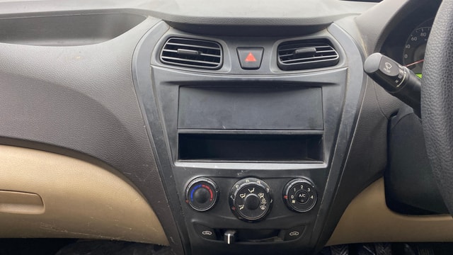 View Hyundai EON Image 17 Used Hyundai EON Image 17