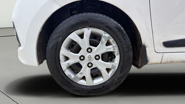View Hyundai Grand i10 Image 32 Used Hyundai Grand i10 Image 32