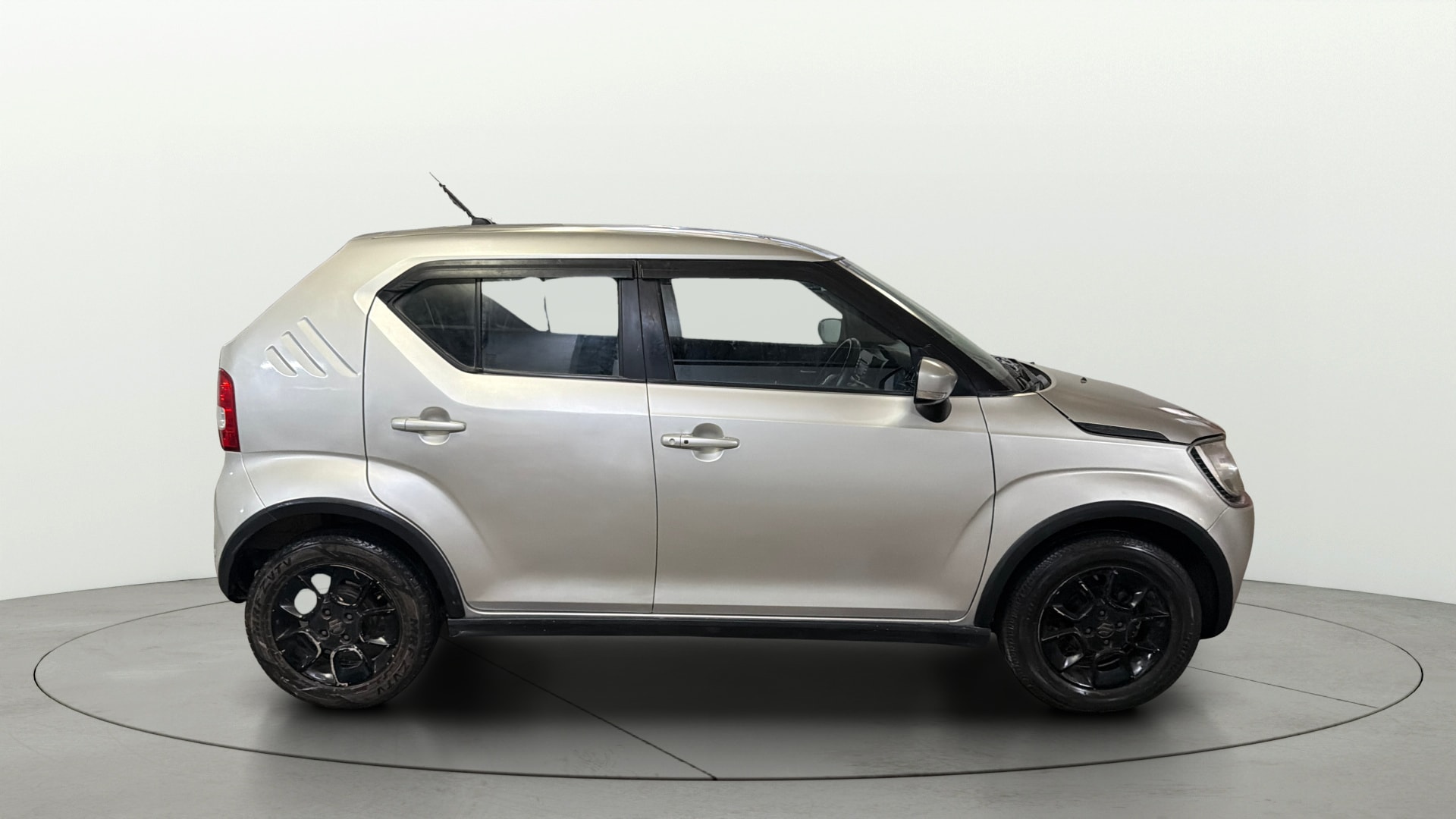 View 2018 Maruti Suzuki 1000 Base Variant Image 8 Used 2018 Maruti Suzuki 1000 Base Variant Image 8