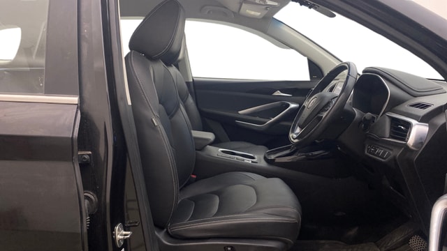 View MG Hector Image 26 Used MG Hector Image 26