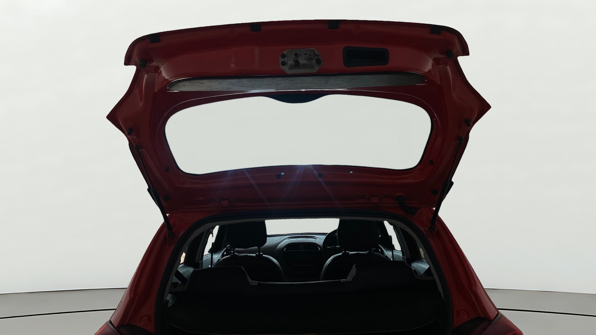 View 2020 Tata Tiago Revotorq XB Image 16 Used 2020 Tata Tiago Revotorq XB Image 16