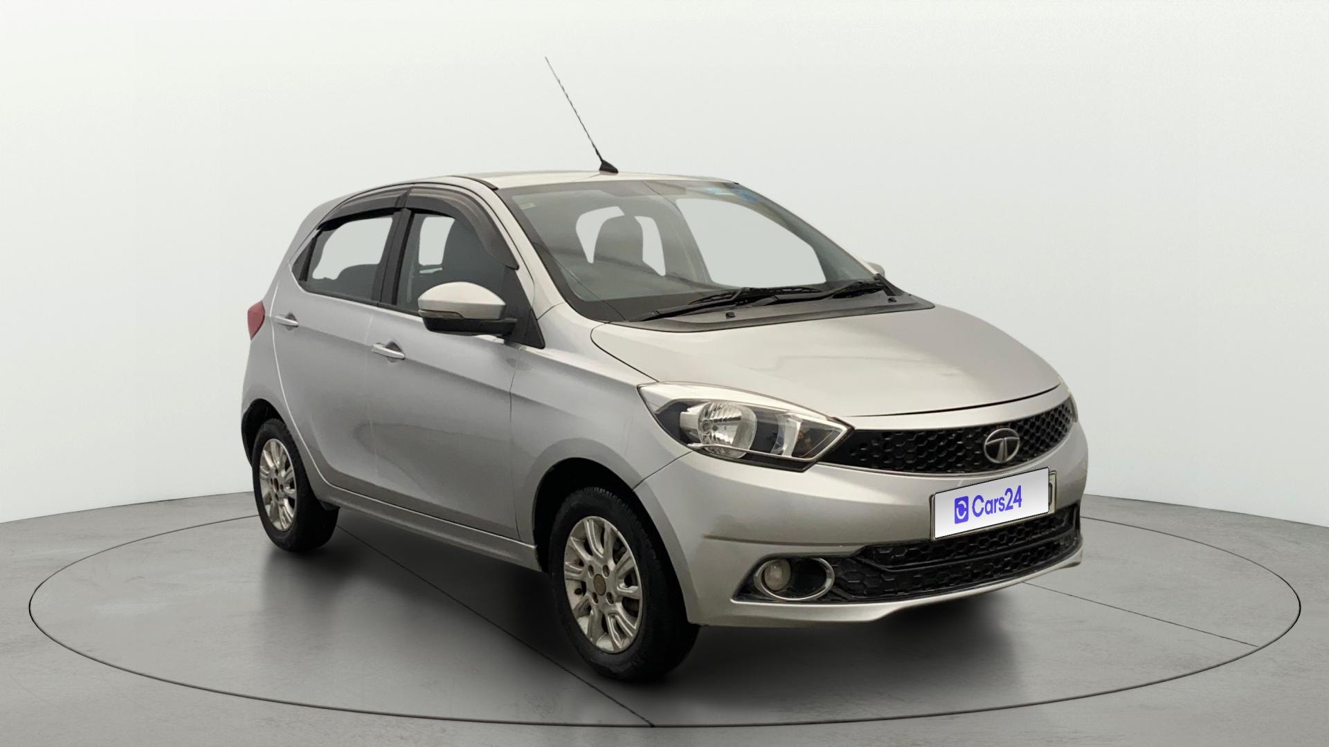 View 2018 Tata Tiago Revotorq XB Image 35 Used 2018 Tata Tiago Revotorq XB Image 35