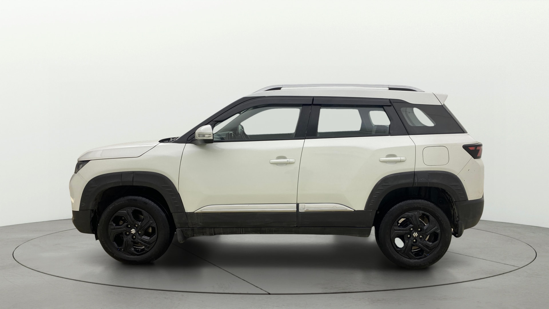 View 2025 Maruti Suzuki 1000 Base Variant Image 27 Used 2025 Maruti Suzuki 1000 Base Variant Image 27