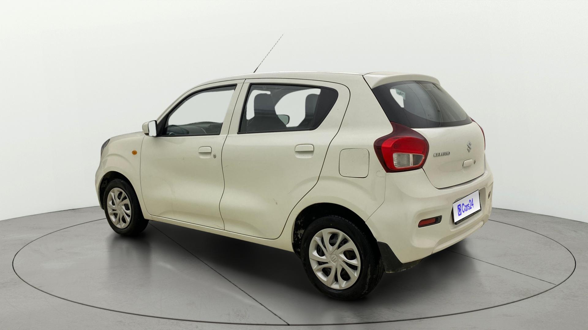 View 2023 Maruti Suzuki 1000 Base Variant Image 2 Used 2023 Maruti Suzuki 1000 Base Variant Image 2