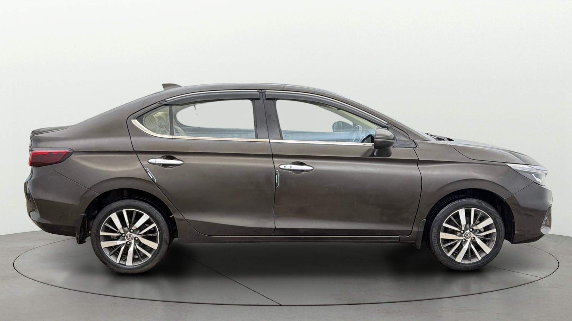 View 2021 Honda City ZX CVT Image 9 Used 2021 Honda City ZX CVT Image 9