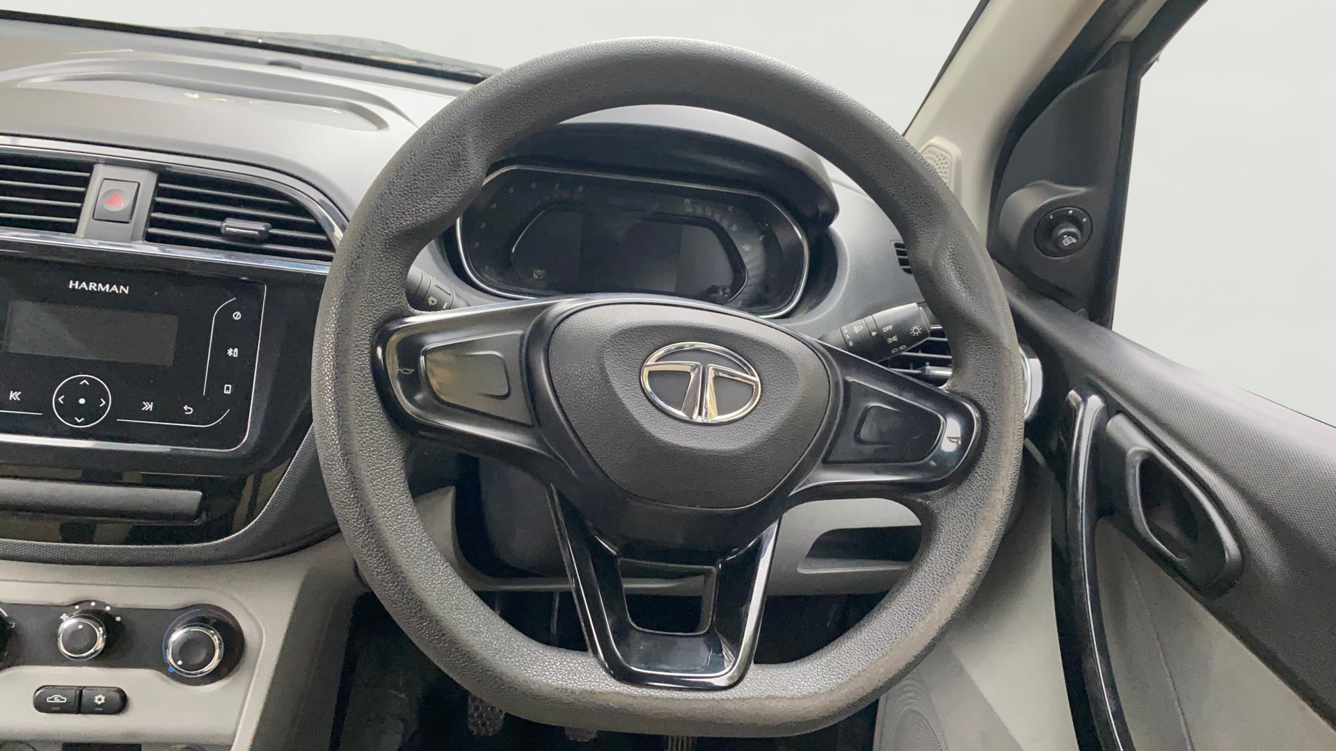 Used 2020 Tata Tiago Used 2020 Tata Tiago