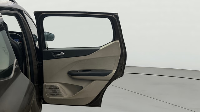 View Renault Triber Image 5 Used Renault Triber Image 5