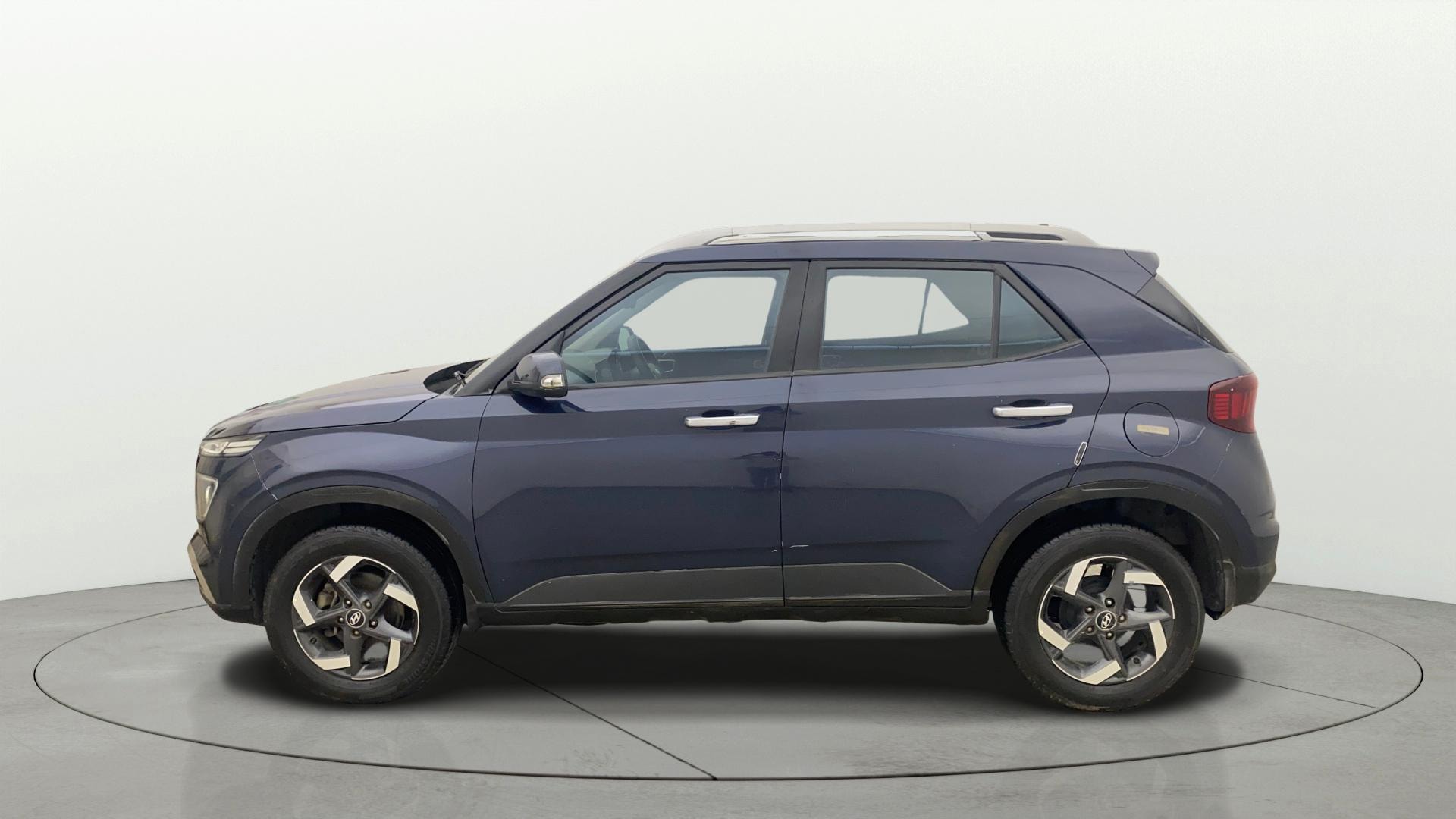 View 2019 Hyundai Venue SX Plus 1.0 Petrol AT Image 26 Used 2019 Hyundai Venue SX Plus 1.0 Petrol AT Image 26