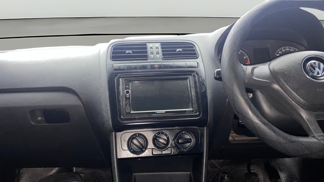 View Volkswagen Polo Image 17 Used Volkswagen Polo Image 17