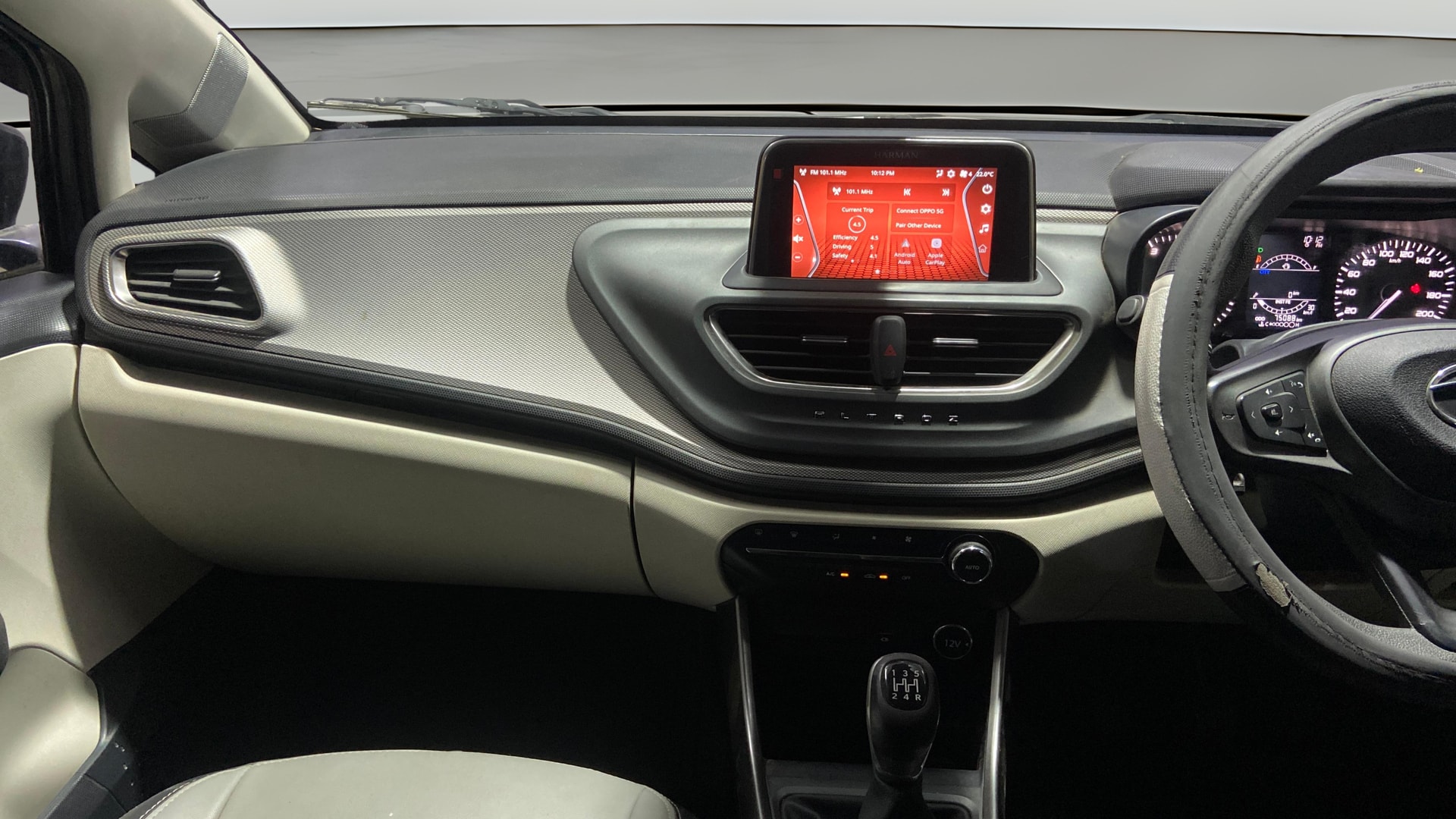 View 2022 Tata Altroz XZ Petrol Image 33 Used 2022 Tata Altroz XZ Petrol Image 33