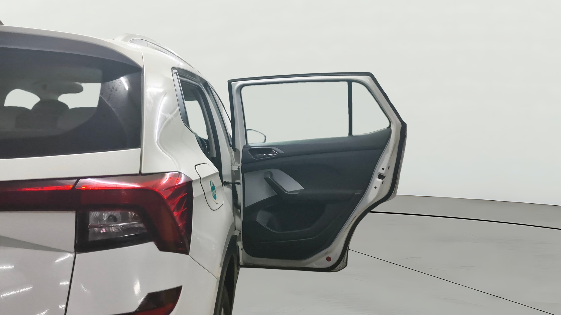 View 2021 Skoda Kushaq Ambition 1.0 TSI AT Image 8 Used 2021 Skoda Kushaq Ambition 1.0 TSI AT Image 8