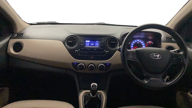 View Hyundai Xcent Image 32 Used Hyundai Xcent Image 32