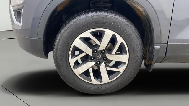 View Tata Harrier Image 29 Used Tata Harrier Image 29