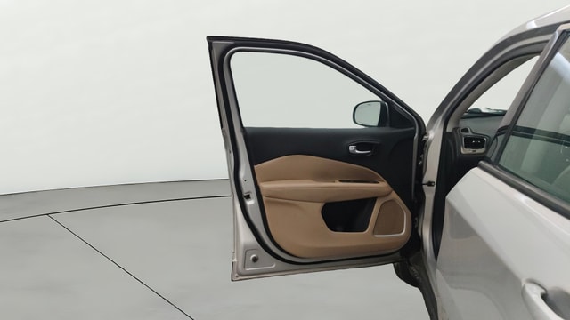 View Jeep Compass Image 31 Used Jeep Compass Image 31