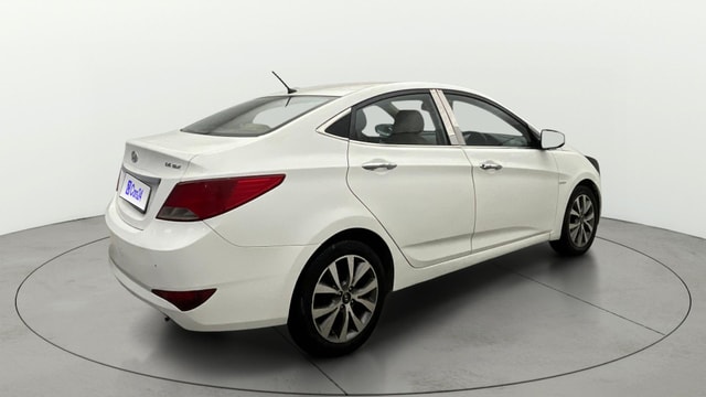 View Hyundai Fluidic Verna Image 43 Used Hyundai Fluidic Verna Image 43