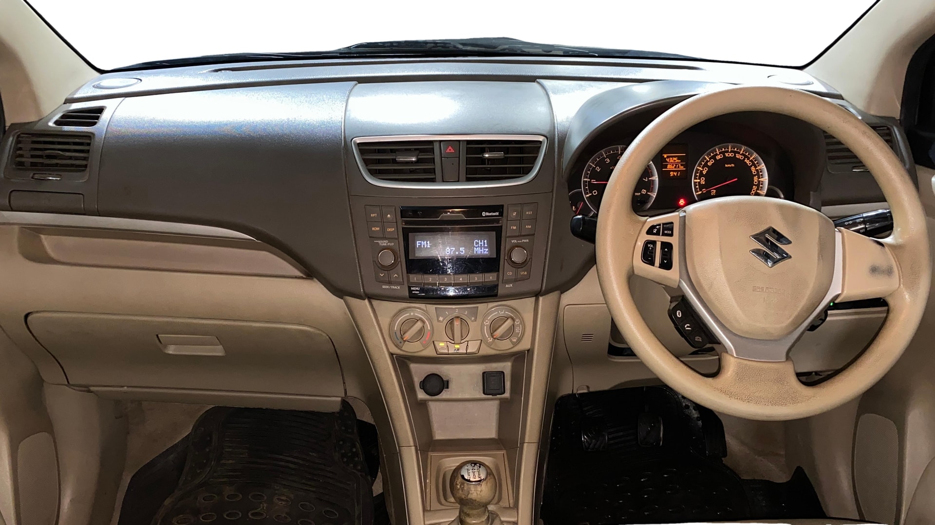 View 2016 Maruti Suzuki 1000 Base Variant Image 16 Used 2016 Maruti Suzuki 1000 Base Variant Image 16