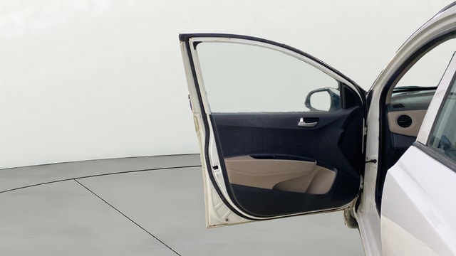 View Hyundai Grand i10 Image 30 Used Hyundai Grand i10 Image 30