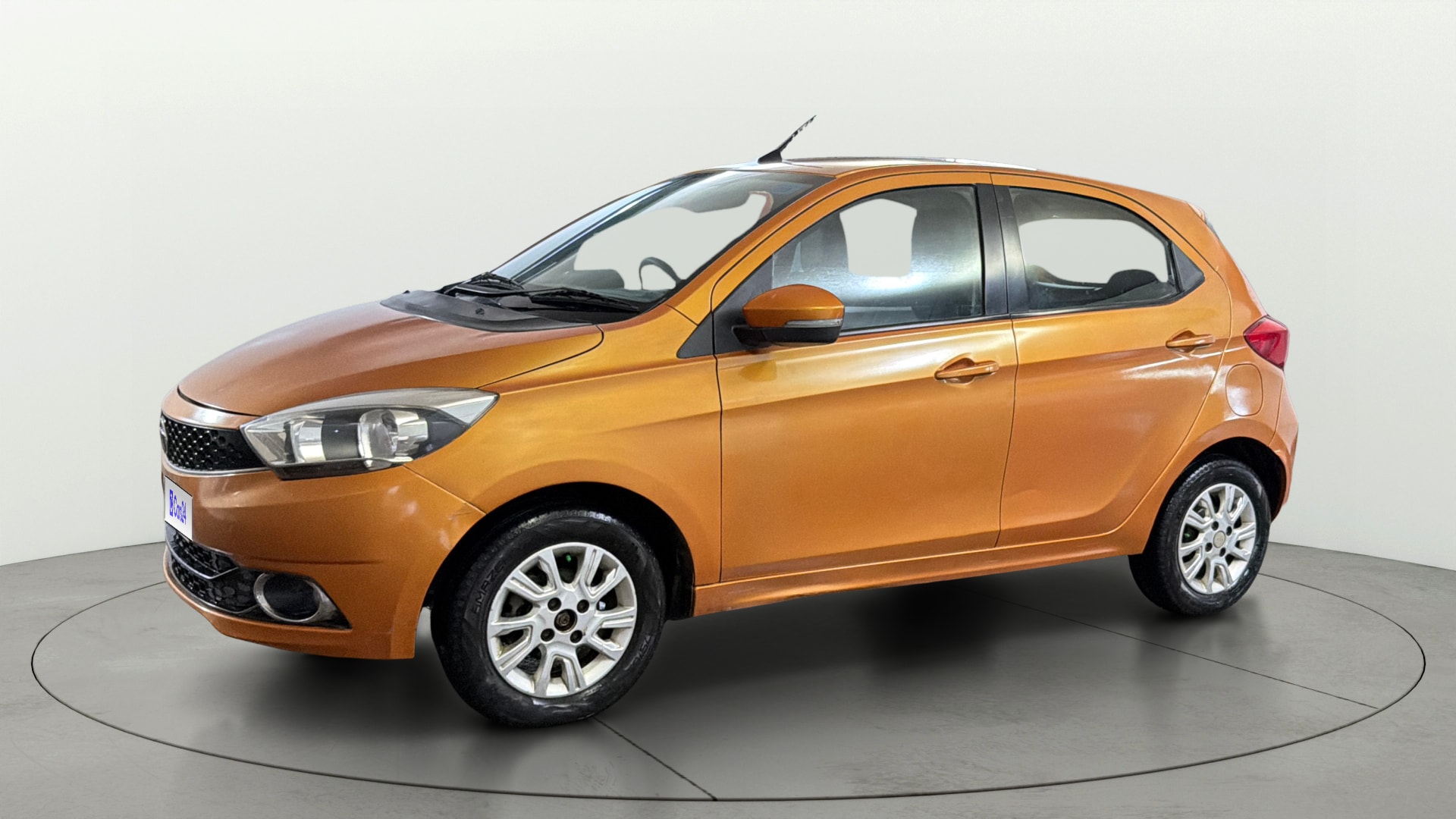 View 2019 Tata Tiago Revotorq XB Image 34 Used 2019 Tata Tiago Revotorq XB Image 34