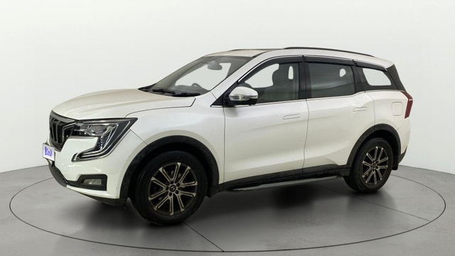 View Mahindra XUV700 Image 23 Used Mahindra XUV700 Image 23