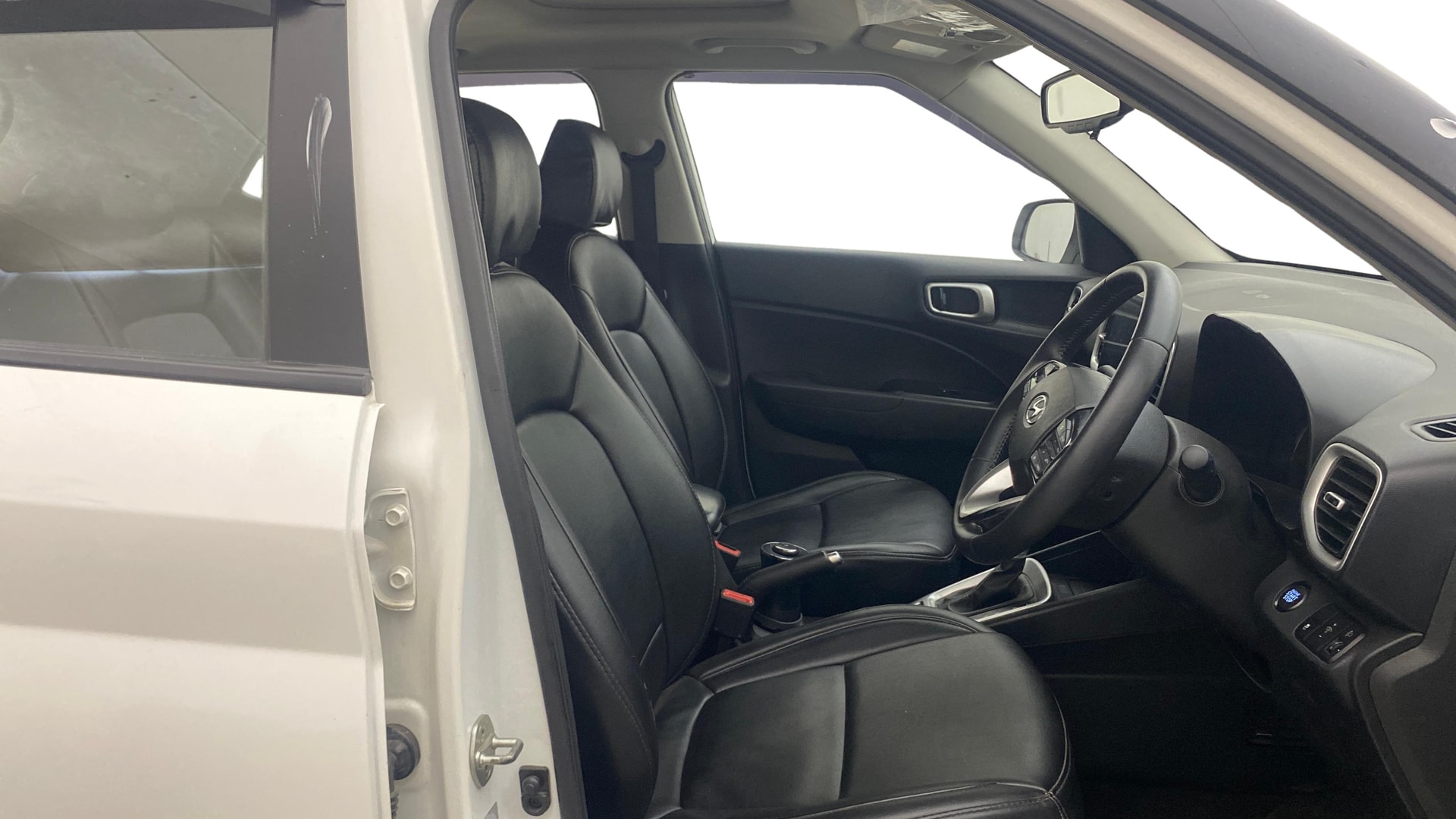 View 2020 Hyundai Venue SX Plus 1.0 Petrol AT Image 28 Used 2020 Hyundai Venue SX Plus 1.0 Petrol AT Image 28