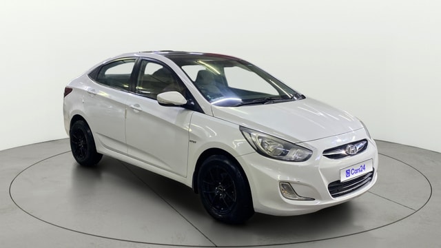 View Hyundai Fluidic Verna Image 22 Used Hyundai Fluidic Verna Image 22