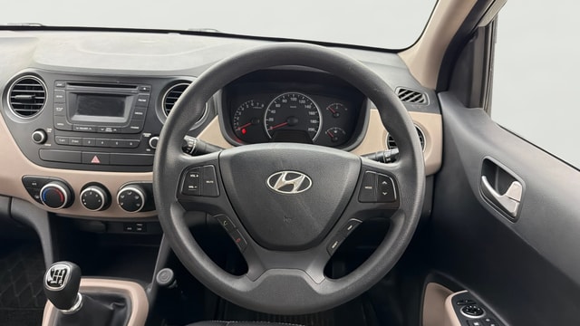 View Hyundai Grand i10 Image 20 Used Hyundai Grand i10 Image 20