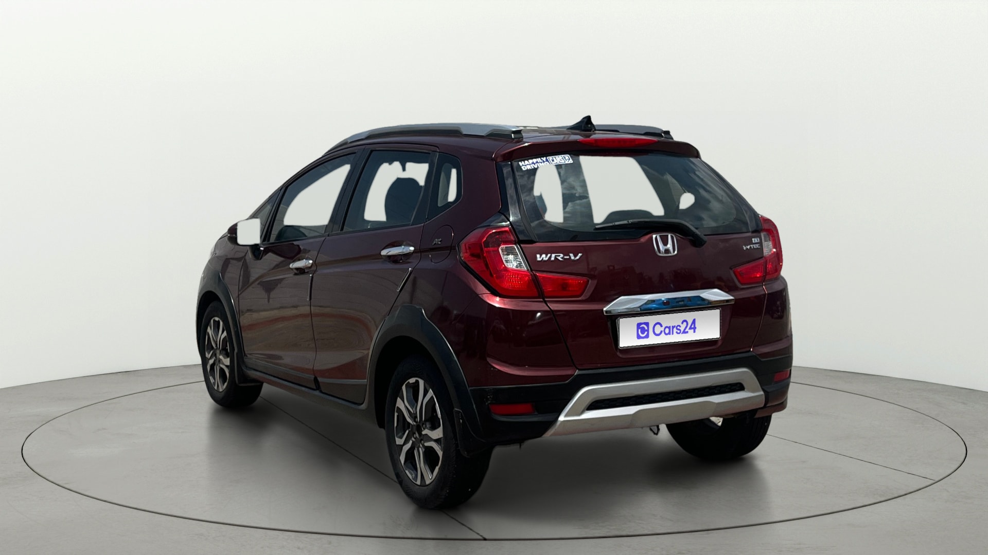 View 2017 Honda WR-V S MT Diesel Edge Edition Image 2 Used 2017 Honda WR-V S MT Diesel Edge Edition Image 2