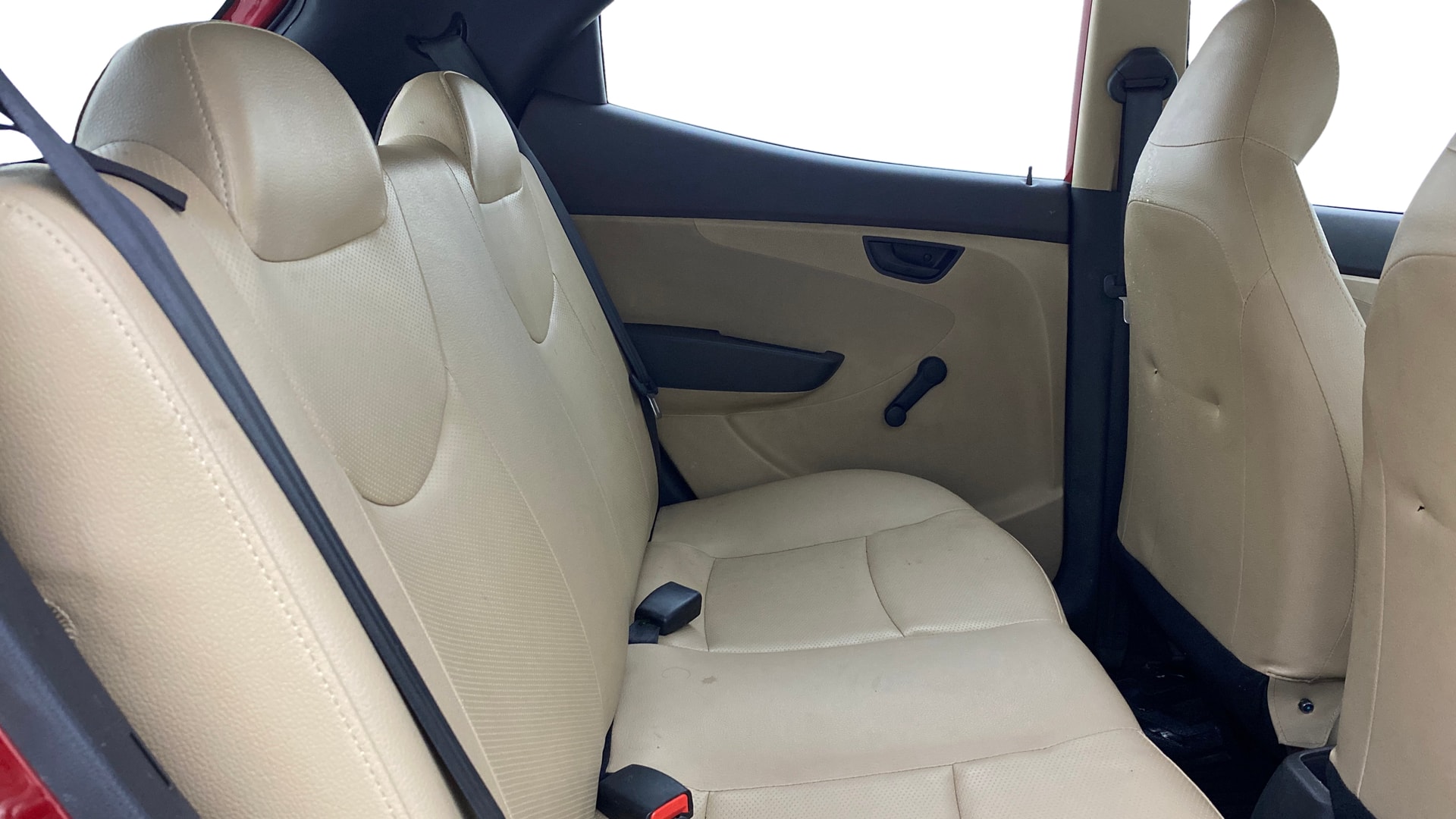 View 2017 Hyundai EON Era Plus Image 28 Used 2017 Hyundai EON Era Plus Image 28