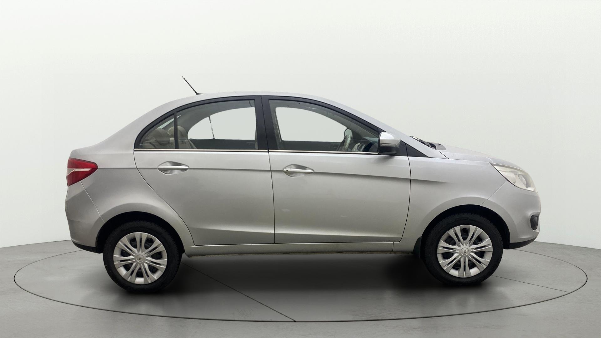 View 2016 Tata Zest XMS Diesel Image 9 Used 2016 Tata Zest XMS Diesel Image 9