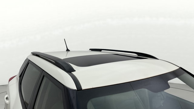 View Mahindra XUV300 Image 6 Used Mahindra XUV300 Image 6