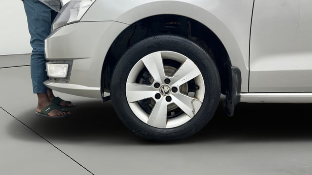 View Skoda Rapid Image 27 Used Skoda Rapid Image 27
